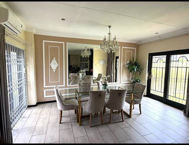 3 BEDROOM HOUSE FOR SALE IN ECO PARK ESTATE